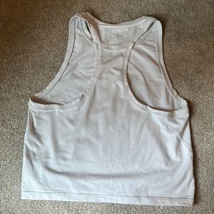 medium athleta top